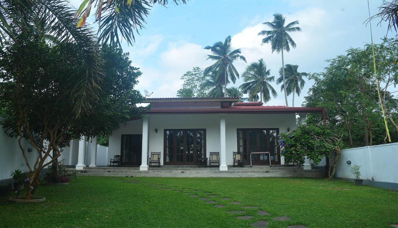 New Sithi Villas Hikkaduwa Esterno foto