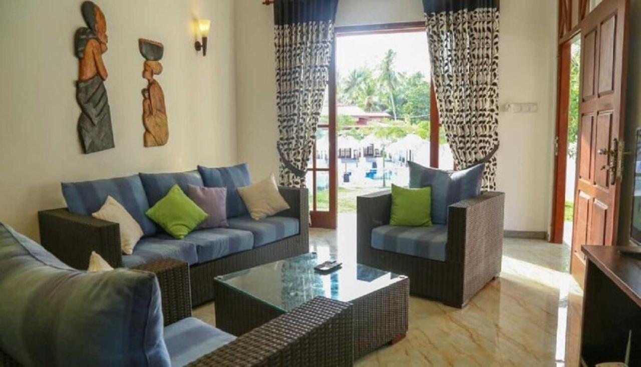 New Sithi Villas Hikkaduwa Esterno foto