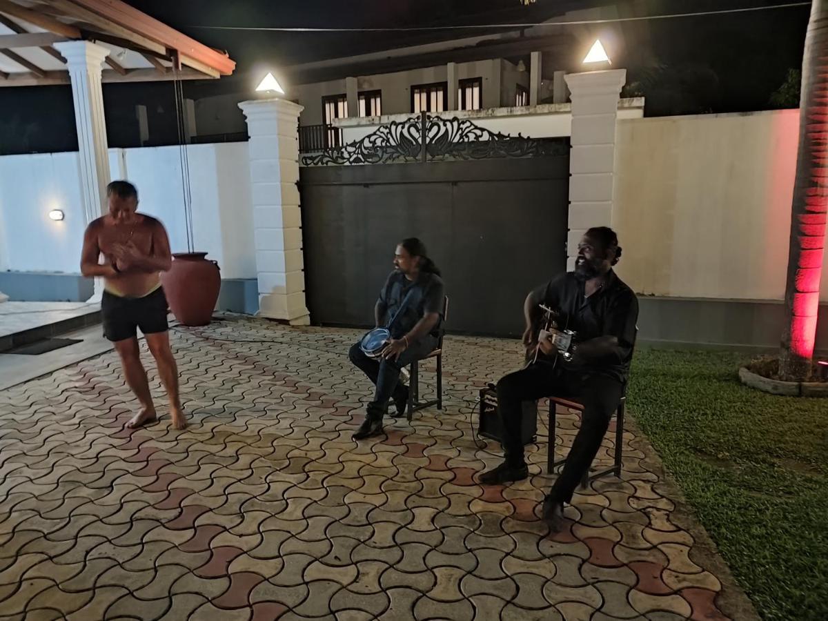 New Sithi Villas Hikkaduwa Esterno foto